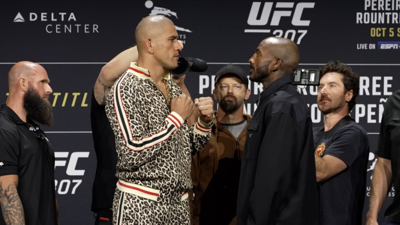 UFC 307 video: Alex Pereira, Khalil Rountree have very first faceoff after interview