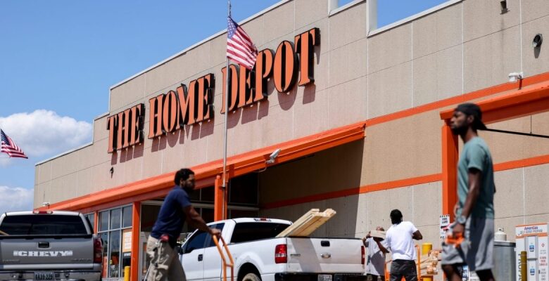 Home Depot orders business personnel to take 8-hour retail shifts