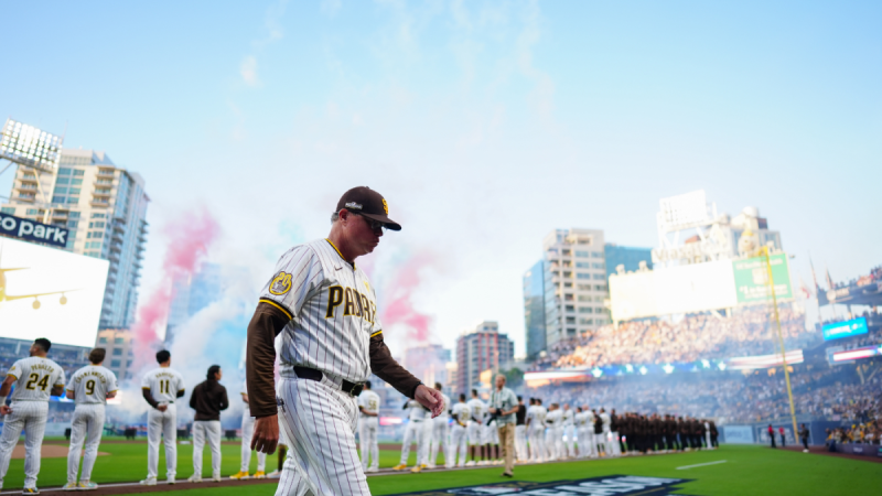 Padres, supervisor Mike Shildt settling two-year agreement extension, per report