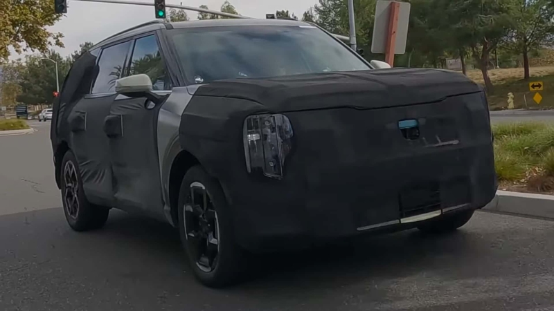 New Kia Telluride Stalked in California