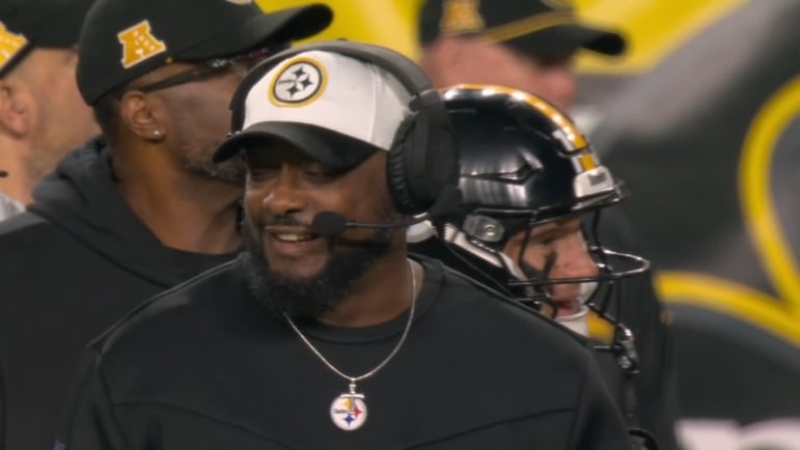 Pat McAfee Can’t Believe Mike Tomlin Has Never Been Coach Of The Year