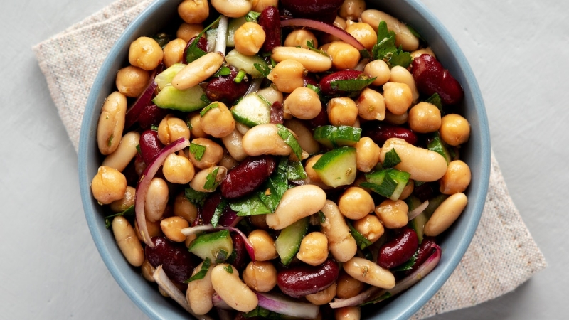 The unexpected advantages of the thick bean salad pattern