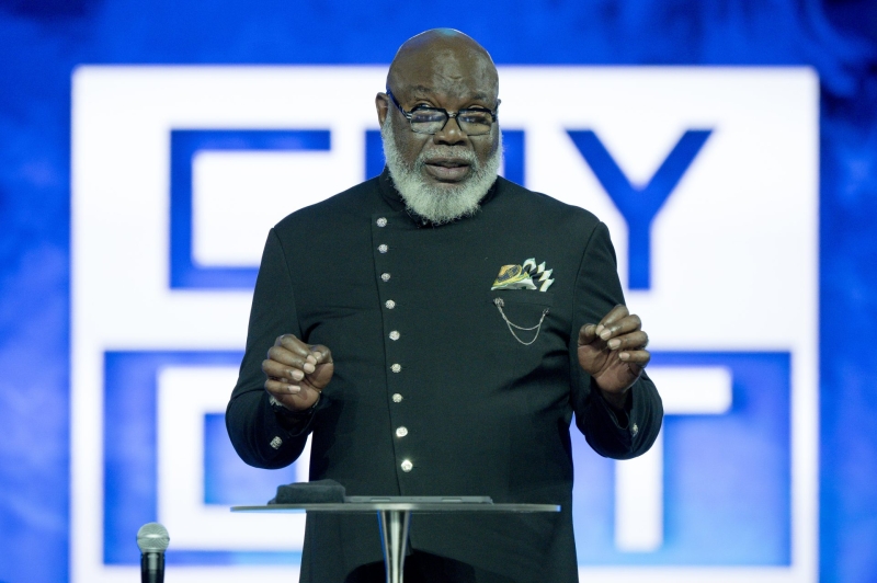 Bishop T.D. Jakes Makes First Video Appearance Since Health Scare During Church Service