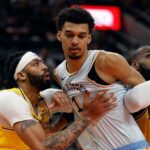 <aLeBron James, Lakers Beat Spurs as Anthony Davis-Wembanyama Battle Thrills NBA Fans