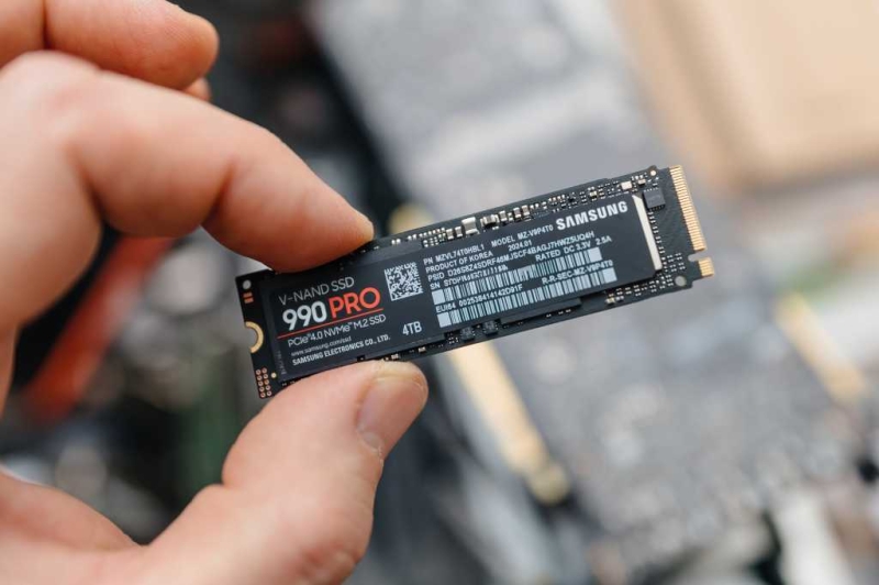 Samsung’s 990 Pro SSD is a perfect no-brainer when it’s 36% off