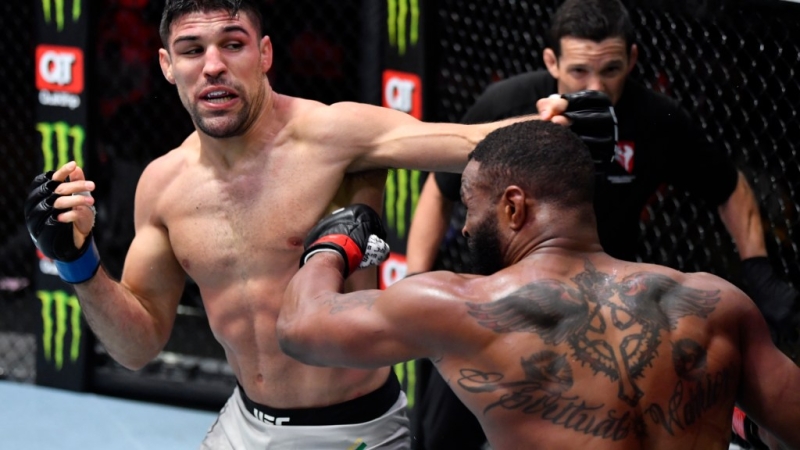 UFC totally free battle: Vicente Luque taps previous champ Tyron Woodley with slick submission