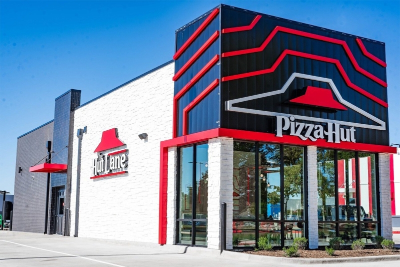 Pizza Hut Just Revealed Its First Location with a Drive-Thru