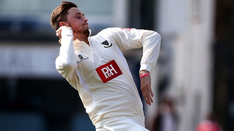 Joint or spin, Robinson keeps Durham in check