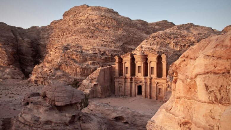 Petra, Jordan, archaeology and history