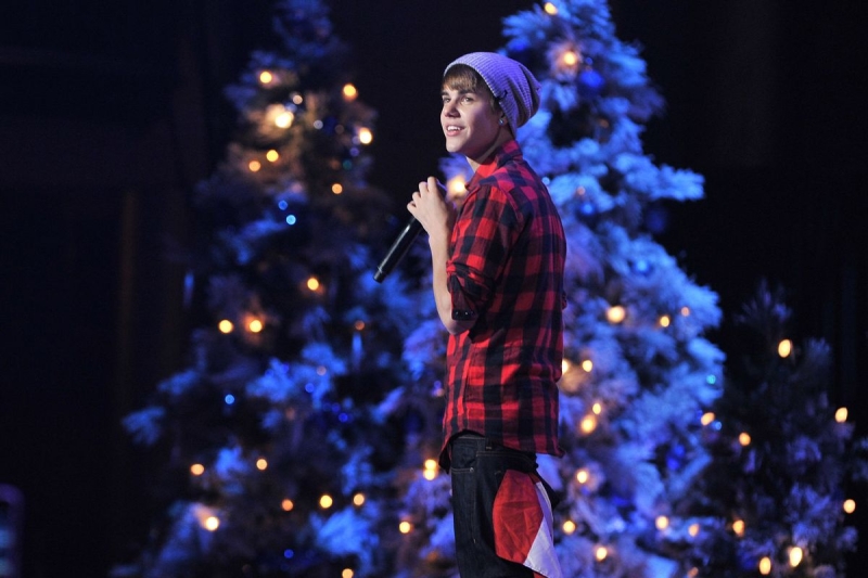 Fond Memories for Justin Bieber’s “Mistletoe” and my early days as a Belieber