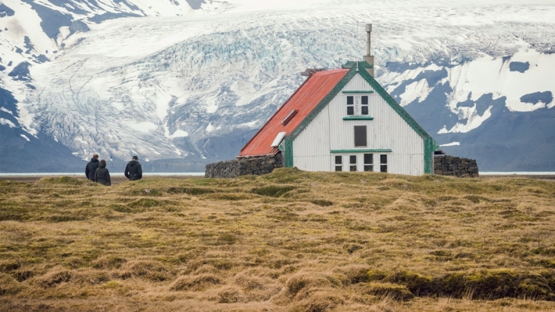 Following misconceptions and legends on a walking through Iceland’s Highlands