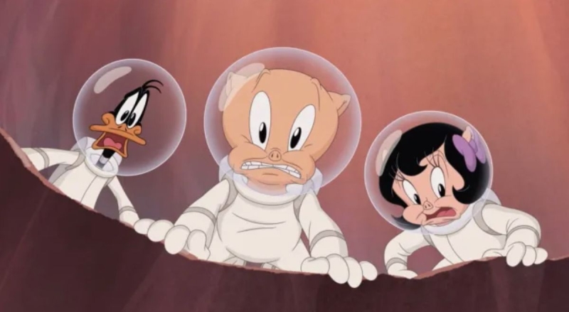 Daffy Duck’s ‘moon’ and Porky Pig ward off alien intrusion in ‘The Day The Earth Blew Up: A Looney Tunes Movie’ (trailer)