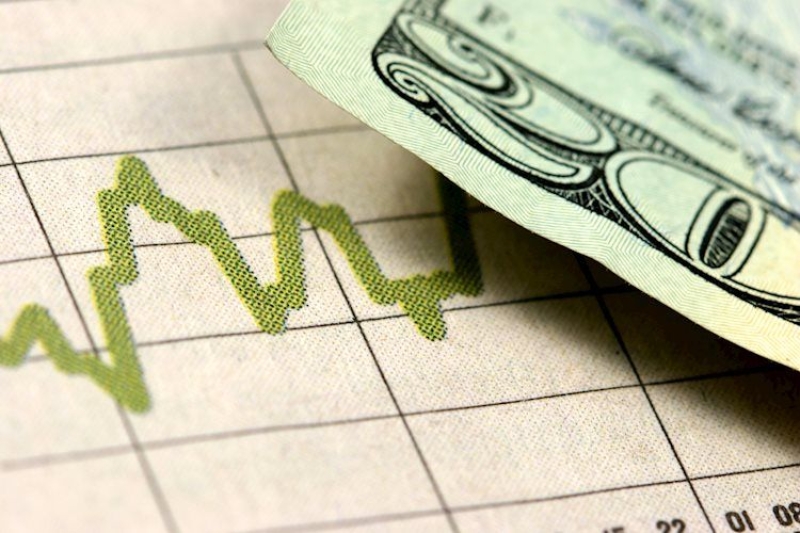 United States Dollar advances as year-end care remains