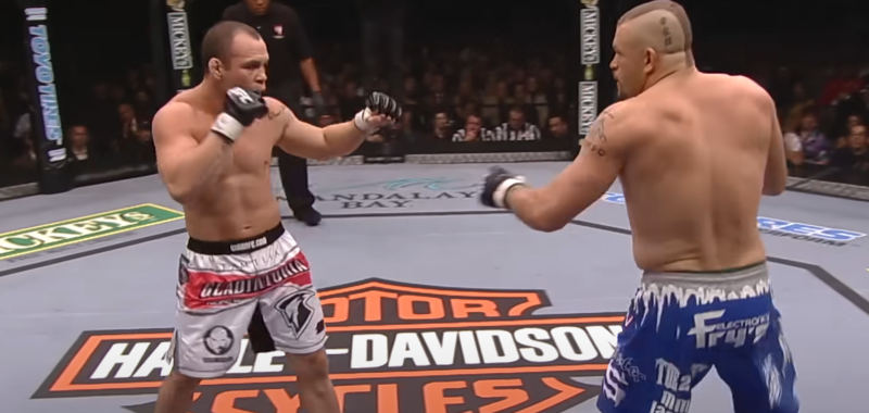 View: Free Fight– Chuck Liddell vs. Wanderlei Silva