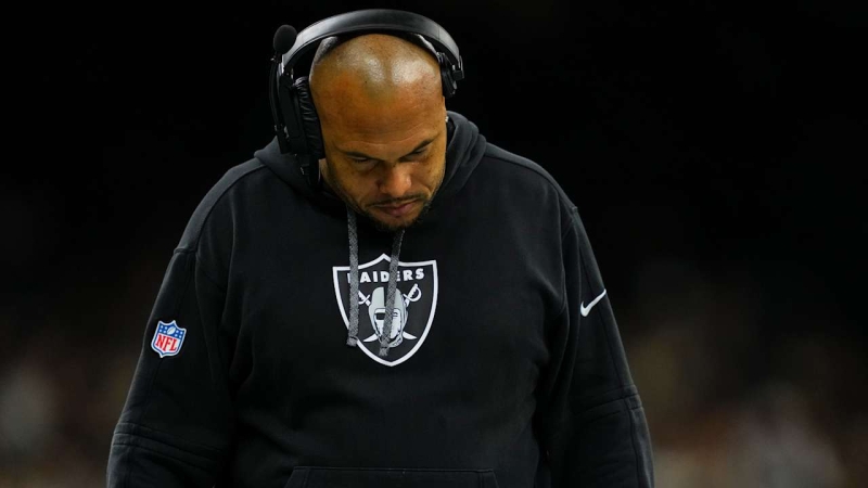 Raiders fire head coach Antonio Pierce after 4-13 season Jan 07, 2025