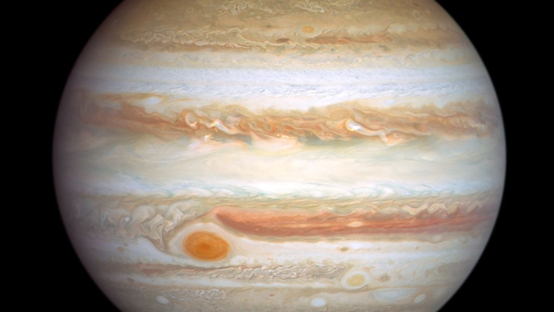 An amateur astronomer utilized an old method to study Jupiter– and discovered something weird