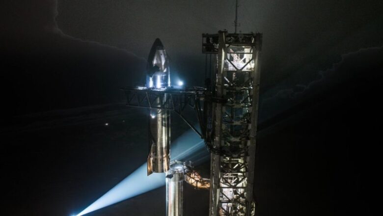 SpaceX puts together the world’s biggest rocket for Starship Flight 7 test launch (pictures)