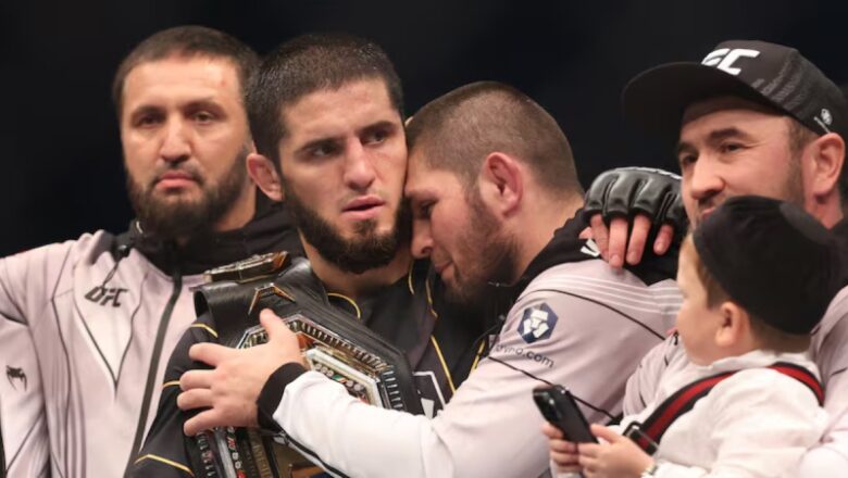 Islam Makhachev believes Khabib Nurmagomedov avoided him from knocking Dustin Poirier out