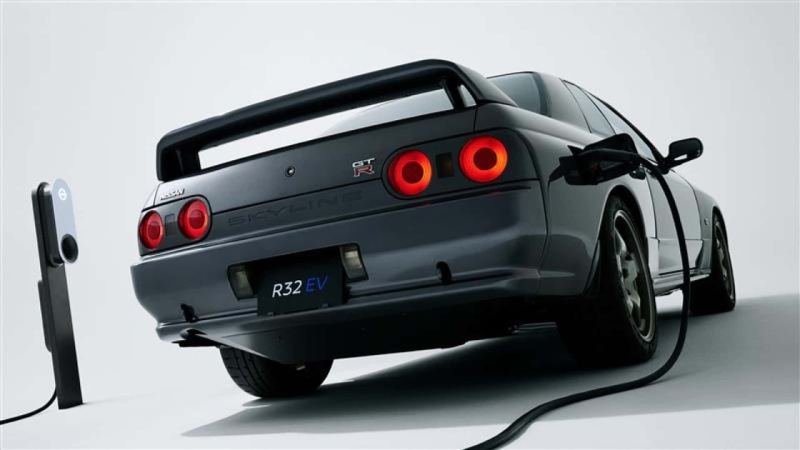 Nissan’s GT-R R32 Electric Conversion Is Much Heavier