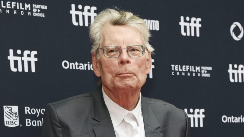 Stephen King Calls For Oscars Cancelation Amid Wildfires: “No Glitz With L.A. On Fire”