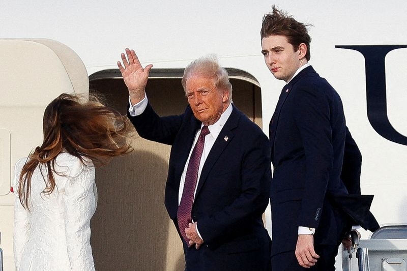 Trump flies on Air Force aircraft to Washington as Biden adheres to custom