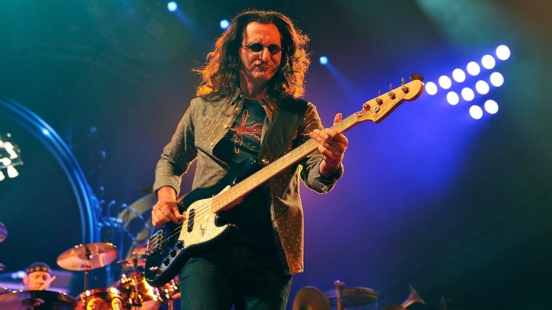 “I discovered the wonderful bottom-end of the Fender … I feel much more fluid playing allure Bass than I ever did on the Rickenbacker”: Geddy Lee went on a tonal mission and broke all the bass guidelines to make Rush sound big